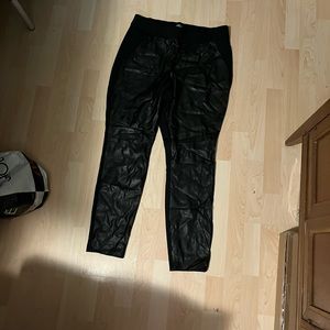 Leather leggings/pants